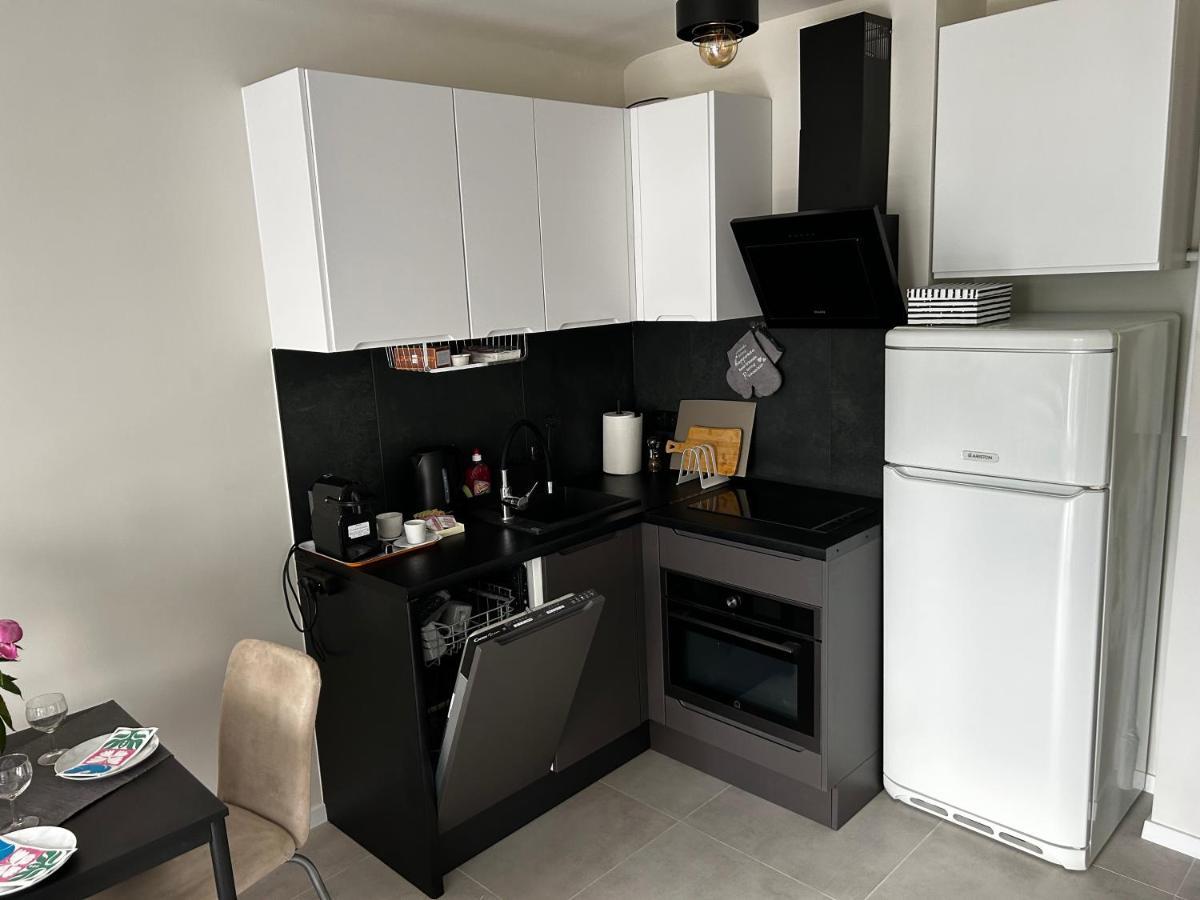 Sky Apartment Comfy Suite Pereca Varšava Exteriér fotografie