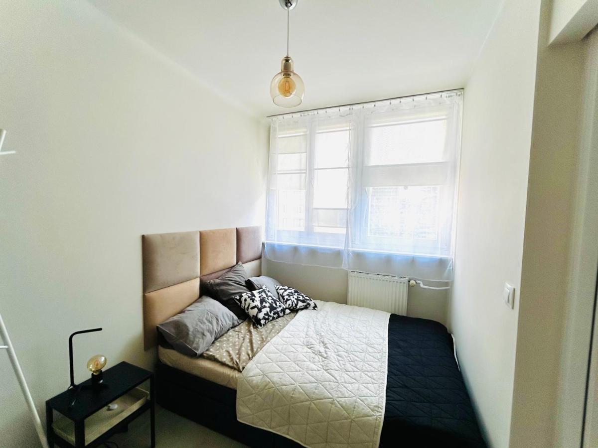 Sky Apartment Comfy Suite Pereca Varšava Exteriér fotografie