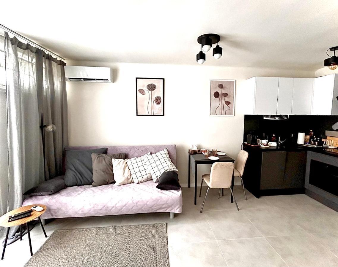 Sky Apartment Comfy Suite Pereca Varšava Exteriér fotografie