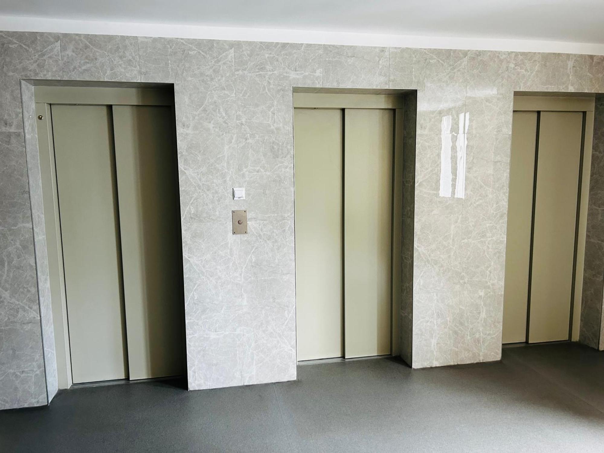 Sky Apartment Comfy Suite Pereca Varšava Exteriér fotografie